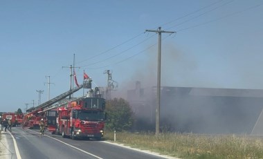 Silivri'de fabrikada korkutan yangın!