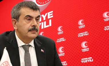 Geçen pazar yapılan sınavın Türkçe testinde sorulan bir soruda ‘Türkiye Yüzyılı’ ifadesi dikkat çekti