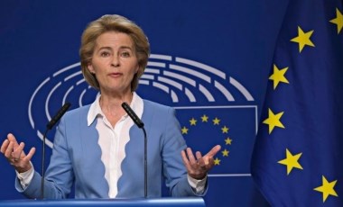 AB Komisyonu Başkanı von der Leyen'e Filistin protestosu