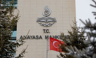 CHP başvurmuştu, AYM'den bir Cumhurbaşkanlığı kararnamesine daha iptal