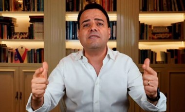 Özgür Demirtaş'tan 'boş külah' paylaşımı: 'Geçmiş olsun Türkiye'