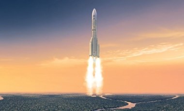 Avrupa Uzay Ajansının yeni roketi Ariane 6 ilk kez fırlatıldı