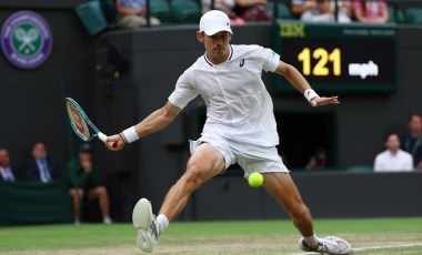 Wimbledon'da Djokovic'in rakibi De Minaur turnuvadan çekildi!