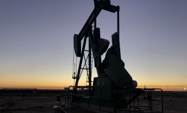 OPEC'in petrol üretimi geriledi