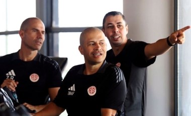 Antalyaspor'da Alex de Souza krizi: Temsilcisini çağırdı!