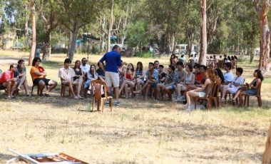 Genç ve usta tiyatrocular Selçuk’ta buluştu