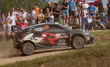 WRC Letonya Rallisi'nde Kalle Rovanpera'dan 39 saniyelik fark!