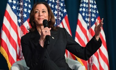 Kamala Harris'in 24 saatte kaç dolar bağış topladığı açıklandı