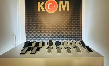 1.5 milyon değerinde 15 kaçak cep telefonu ele geçirildi