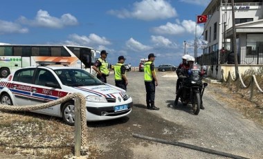 İstanbul Çatalca Sahili’nde Ukrayna’ya ait olduğu tahmin edilen patlayıcı madde yüklü jetski bulundu