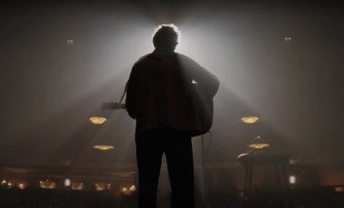 'A Complete Unknown' fragmanı: Timothée Chalamet Bob Dylan'a dönüşüyor...