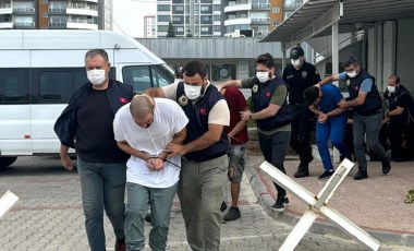 Mersin’de IŞİD operasyonu: 9 şüpheli adliyeye sevk edildi