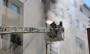 Klima motoru büyük bir gürültü ile patladı, apartman sakinleri panik yaşadı