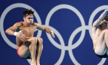 Olimpiyatlarda örgü ören sporcu Tom Daley kimdir?