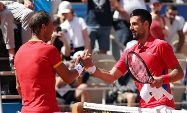 Nadal karşısındaki üstünlüğünü sürdürdü:  Erken finalde kazanan Djokovic!