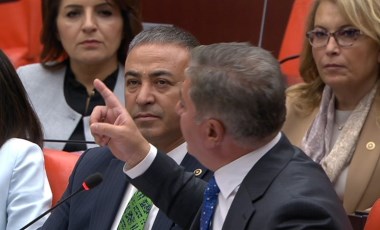 CHP'li Emir iktidar sıralarına seslendi: 'Beyler, hangi sorunu çözdünüz de nereye gidiyorsunuz?'