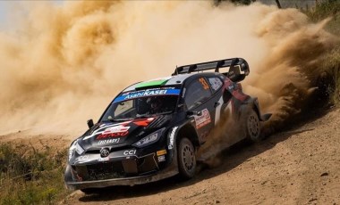 Bu kadarını onlar da beklemiyordu! WRC'de ilk iki sıra Toyota'nın