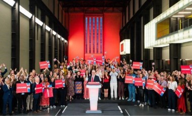 İngiltere’de İşçi Partisi’nin zaferi sonrası dünya liderlerinden tebrik mesajları