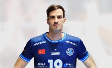 Arkas Spor Erkek Voleybol Takımı'nda 6 veda!