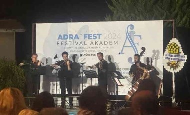 Burhaniye’de arkeoloji ve eskimeyen müzik buluşması: Adra'Fest