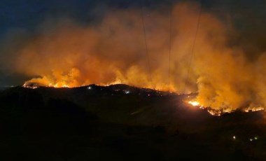 Manisa’daki orman yangını 3’üncü gününde: Karayakup köyünde evler yandı