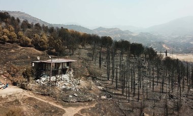 İzmir' deki yangında evleri yananlar, yaşadıklarını anlattı