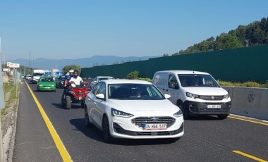 Bolu Dağı Tüneli’nin kapanmasıyla araç yoğunluğu oluştu