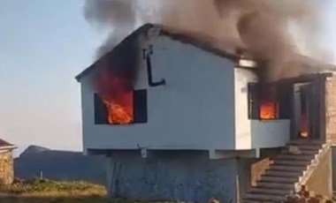 Trabzon’da korkunç olay… Önce bıçaklayarak öldürmüşler sonra evi yakmışlar!