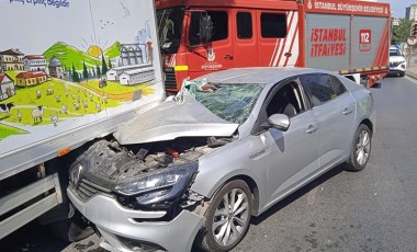 Kadıköy'de korkunç kaza: Park halindeki kamyonete arkadan çarptı