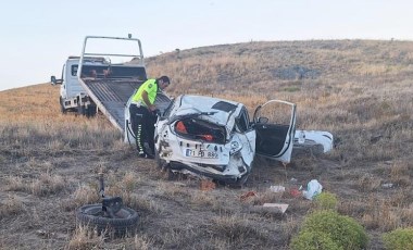 Kırşehir'de otomobil şarampole devrildi: 1 ölü, 1 yaralı