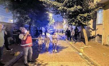 İstanbul'da 5 katlı binada çökme: Alt kata düşen kişi yaralandı