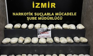 İzmir'de TIR'ın lastiğine gizlenmiş 50 kilo 550 gram uyuşturucu ele geçirildi