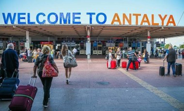 Antalya'ya gelen turist sayısı 9 milyonu aştı: İlk sırada hangi ülke var?