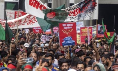 Bangladeş'teki protestolar sürüyor: Başbakan öğrencileri görüşmeye çağırdı