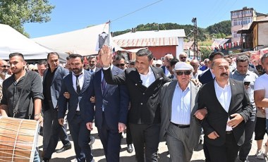 CHP'li Özgür Çelik Şerefiye Festivali'nde konuştu: 'Toplumsal barışı pekiştirmeliyiz'