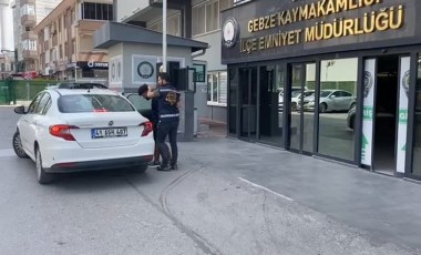 Kendisini polis olarak tanıtan dolandırıcı yakalandı