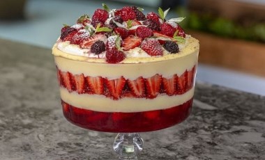 Kat kat lezzet: Trifle tarifi