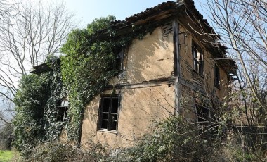 Çürümeye başlayan 100 yıllık cami, bakanlık tarafından koruma altına alındı