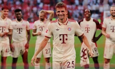 Thomas Müller tarih yazdı: Bayern Münih Bundesliga'da 2'de 2 yaptı!