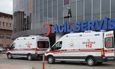 Minibüs sulama kanalına çarptı: 9 kişi yaralandı