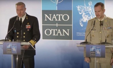 Putin, 'doğrudan savaş' uyarısı yapmıştı... NATO'dan 'uzun menzilli silah' açıklaması!