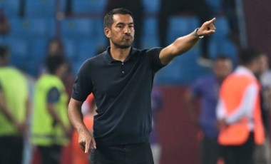 Giovanni van Bronckhorst'tan flaş sözler: 'Savunma hücumdan daha kolay'