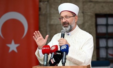 Diyanet İşleri Başkanı Erbaş: Gençlerimize, çocuklarımıza, neslimize rol model olacağız