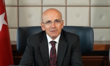 Mehmet Şimşek: Deprem ve EYT nedeniyle bütçe açığımız oldukça yüksek seyrediyor