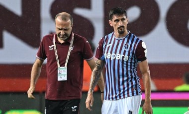 Trabzonspor'da flaş sakatlık: Karşılaşmaya devam edemedi!