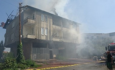 Kömürlükte çıkan yangın 2 katlı binaya sıçradı