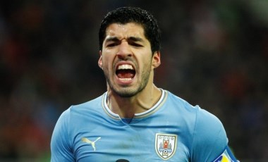 Uruguaylı yıldız Luis Suarez'den milli takım kararı!