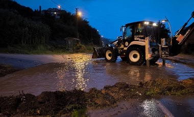 Trabzon'da sağanak ve heyelan: 14 kişi kurtarıldı