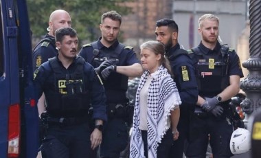 Greta Thunberg, Kopenhag'daki İsrail karşıtı bir protestoda gözaltına alındı