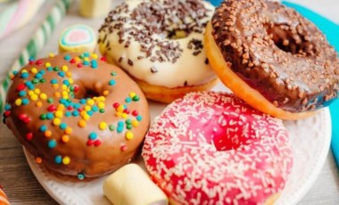 Donut tarifi: Yumuşacık ve lezzetli ev yapımı donutlar